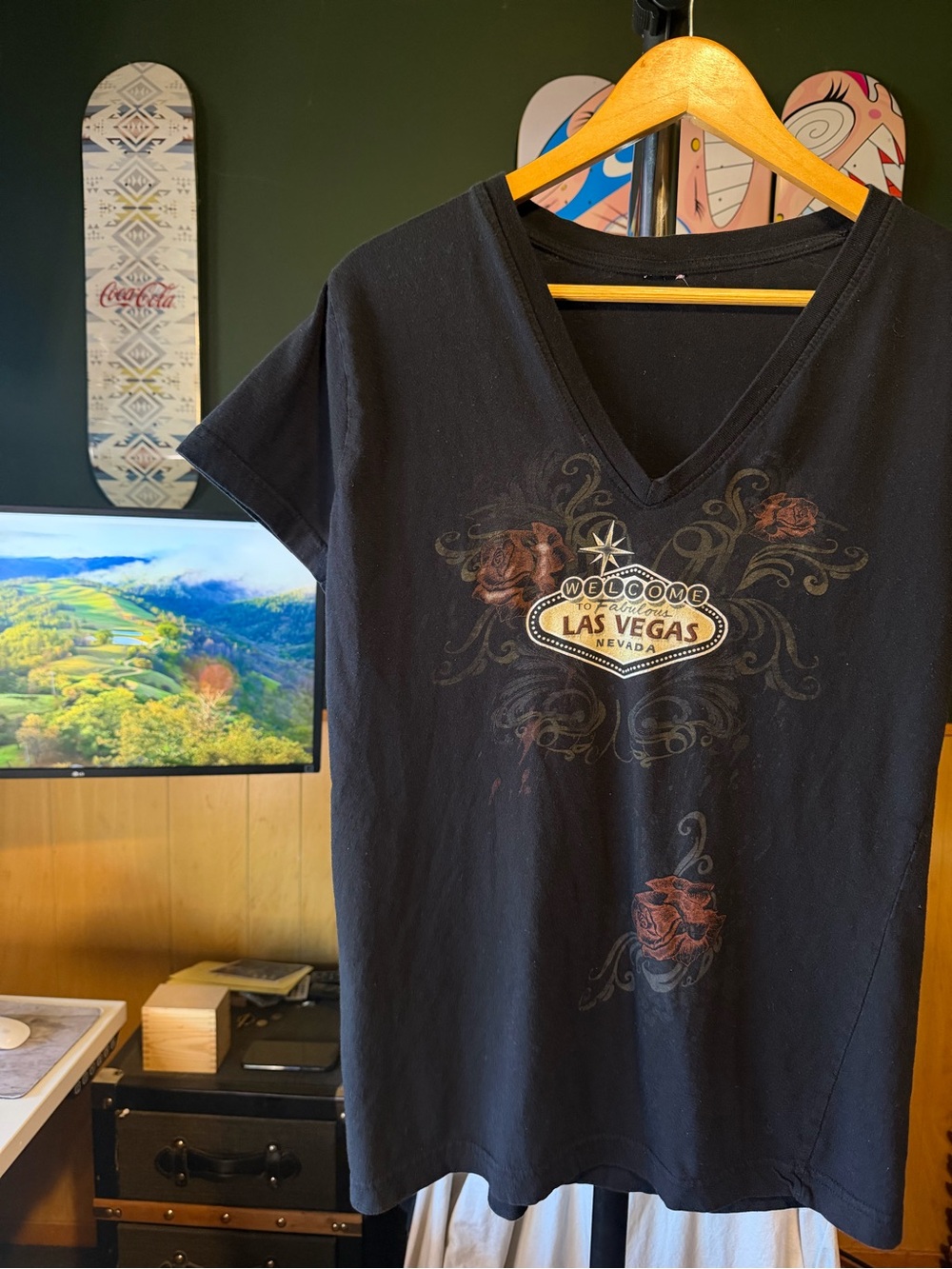 Las Vegas Graphic V-Neck Tee - Black